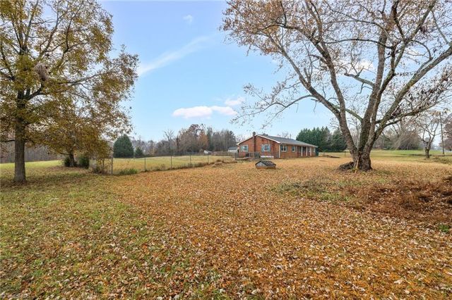 871 Gold Hill Road, Madison, NC 27025