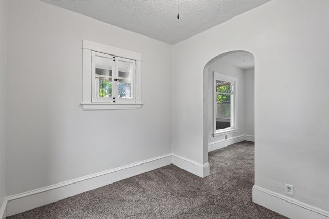 4227 Humboldt Avenue N, Minneapolis, MN 55412
