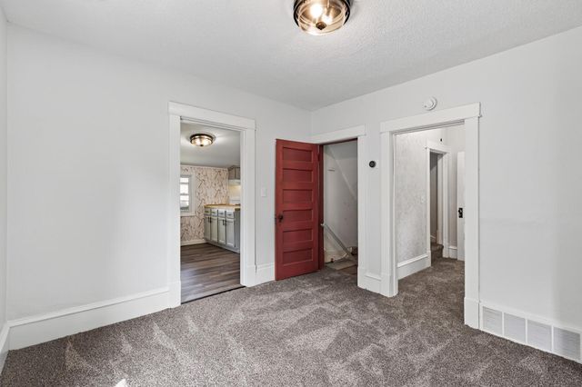 4227 Humboldt Avenue N, Minneapolis, MN 55412