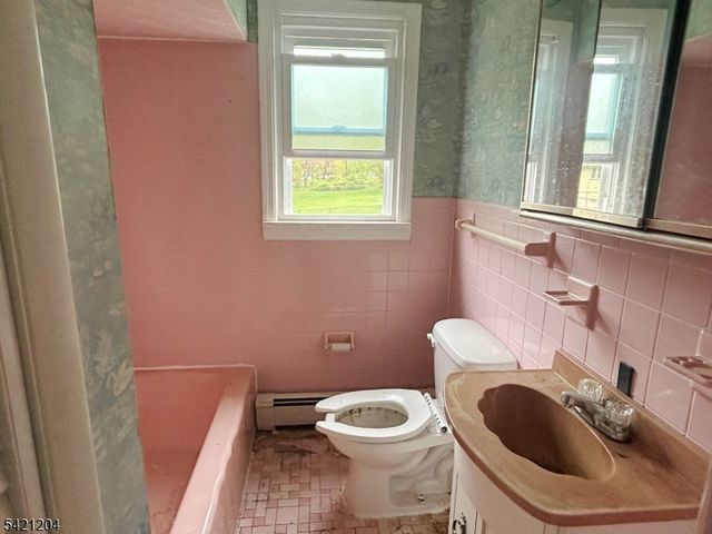 688 Kline Pl, Bridgewater Twp., NJ 08807