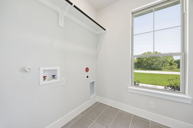 230 Roper Road, Waxahachie, TX 75165