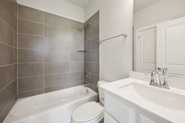 230 Roper Road, Waxahachie, TX 75165