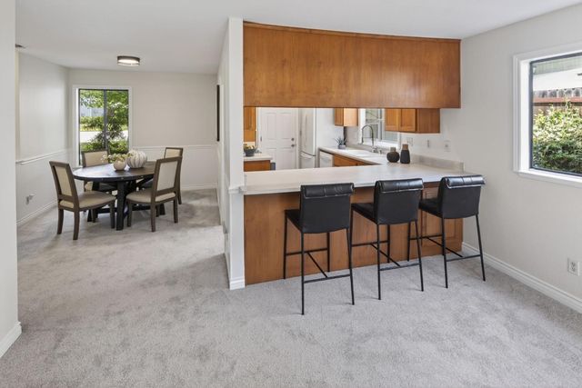 6732 Indian River Dr, Citrus Heights, CA 95621