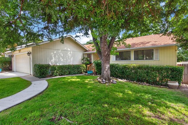 6732 Indian River Dr, Citrus Heights, CA 95621