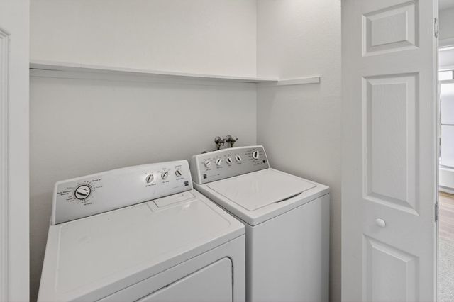 6732 Indian River Dr, Citrus Heights, CA 95621
