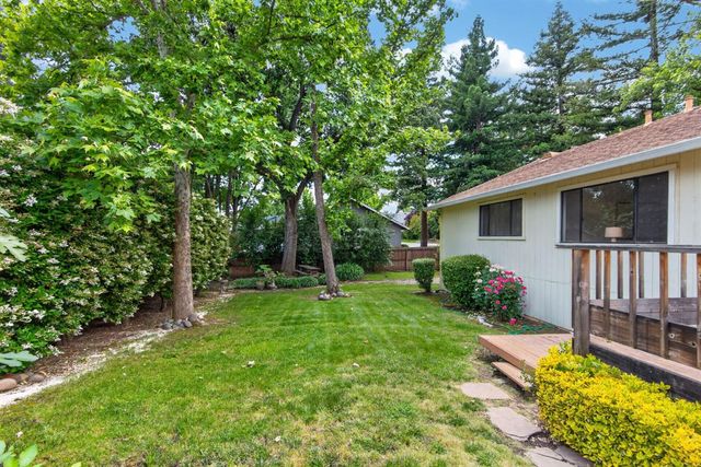 6732 Indian River Dr, Citrus Heights, CA 95621