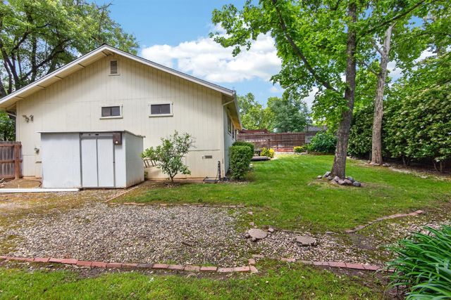 6732 Indian River Dr, Citrus Heights, CA 95621