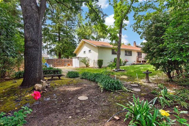 6732 Indian River Dr, Citrus Heights, CA 95621