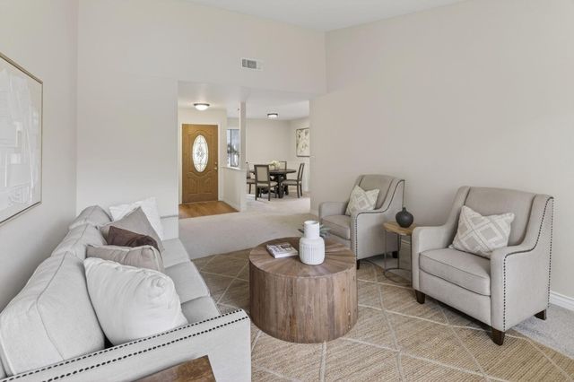 6732 Indian River Dr, Citrus Heights, CA 95621