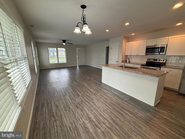 1920 N OLD MILL DR, Pocomoke City, MD 21851