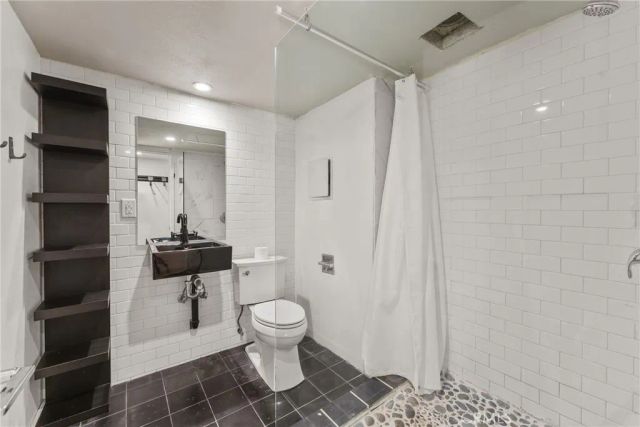 3172 Cary St, Riverside, CA 92504