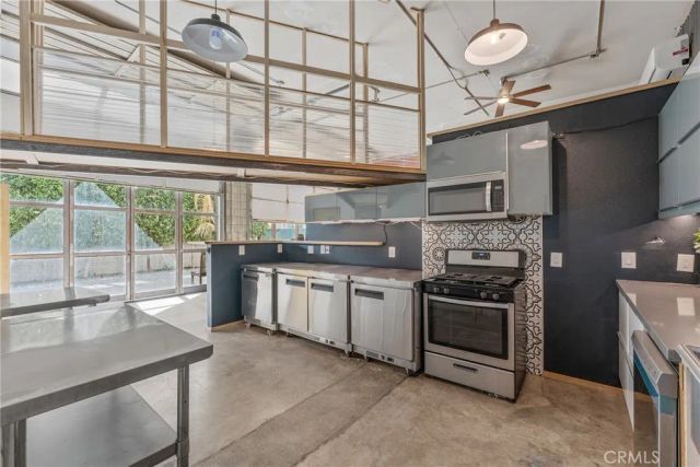 3172 Cary St, Riverside, CA 92504
