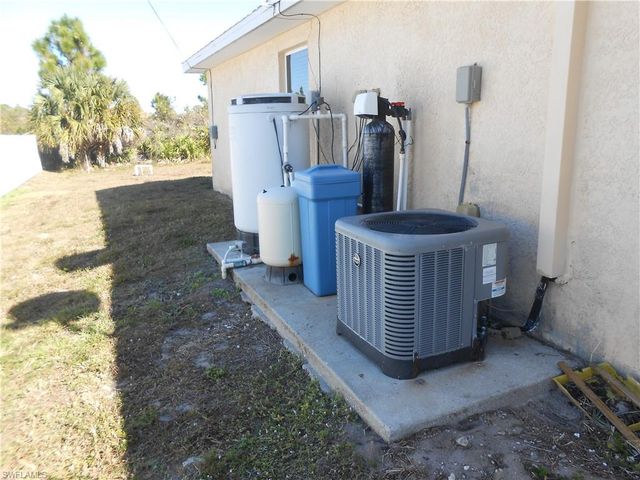 3208 71st ST W, Lehigh Acres, FL 33971