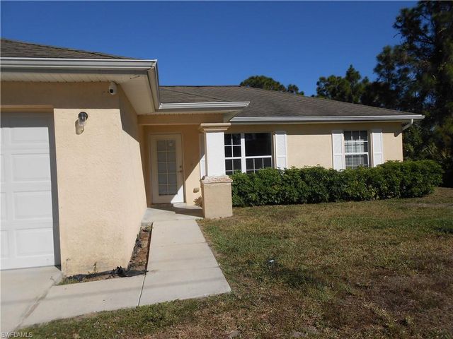 3208 71st ST W, Lehigh Acres, FL 33971