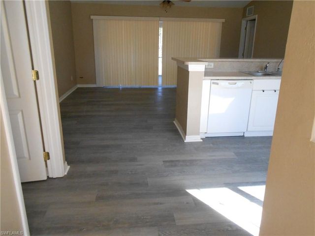 3208 71st ST W, Lehigh Acres, FL 33971