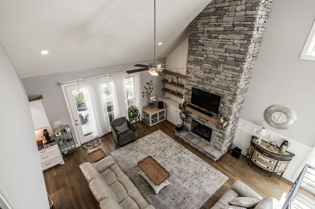 1221 Ben Forkum Dr, Lebanon, TN 37087