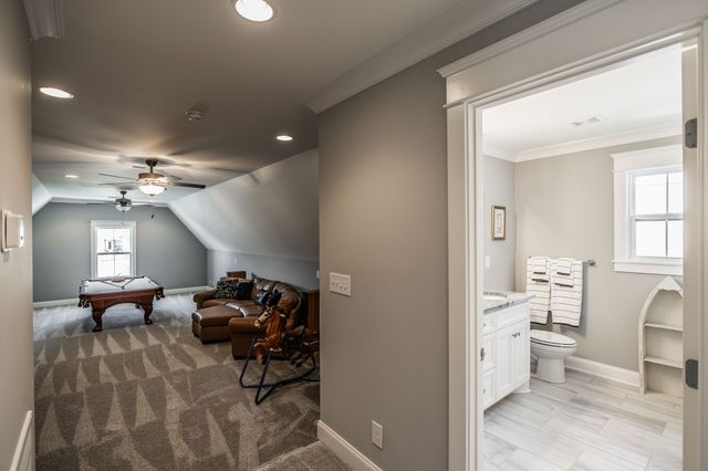 1221 Ben Forkum Dr, Lebanon, TN 37087