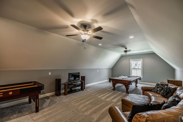 1221 Ben Forkum Dr, Lebanon, TN 37087