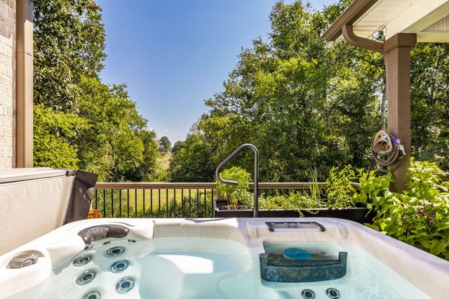 1221 Ben Forkum Dr, Lebanon, TN 37087
