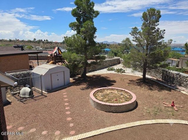 1016 JAN ELLYN Lane, El Paso, TX 79912