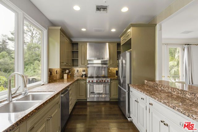 10023 Westwanda Drive, Beverly Hills, CA 90210