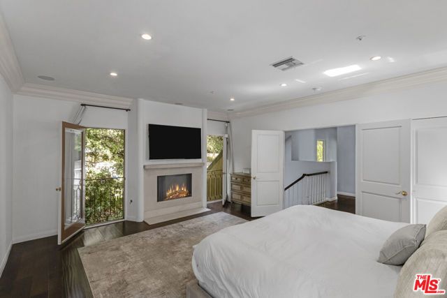 10023 Westwanda Drive, Beverly Hills, CA 90210