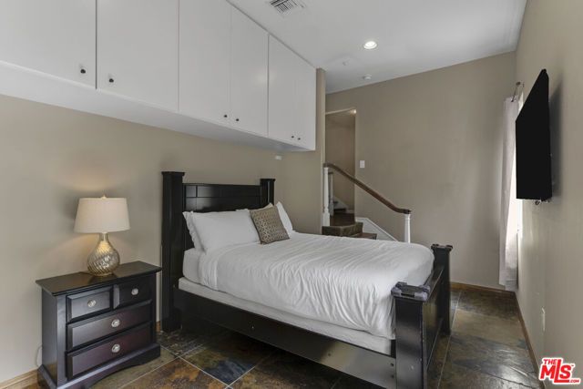 10023 Westwanda Drive, Beverly Hills, CA 90210