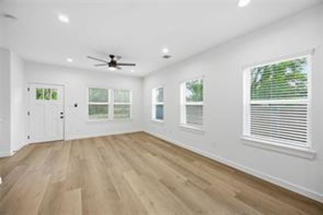 8412 Darien St Unit B, Houston, TX 77028