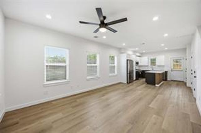 8412 Darien St Unit B, Houston, TX 77028