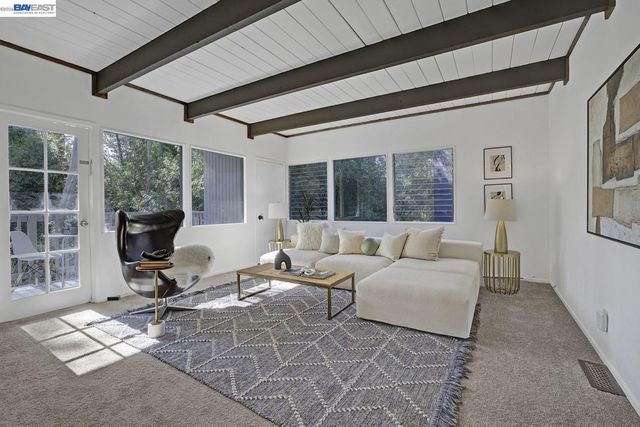 6956 Sayre Drive, Oakland, CA 94611