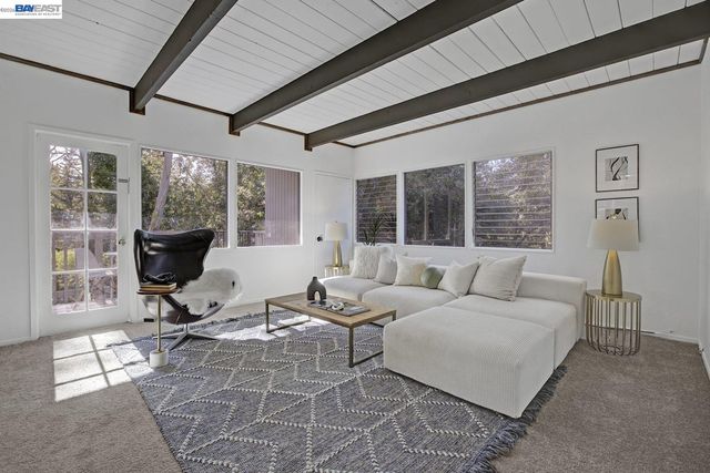 6956 Sayre Drive, Oakland, CA 94611