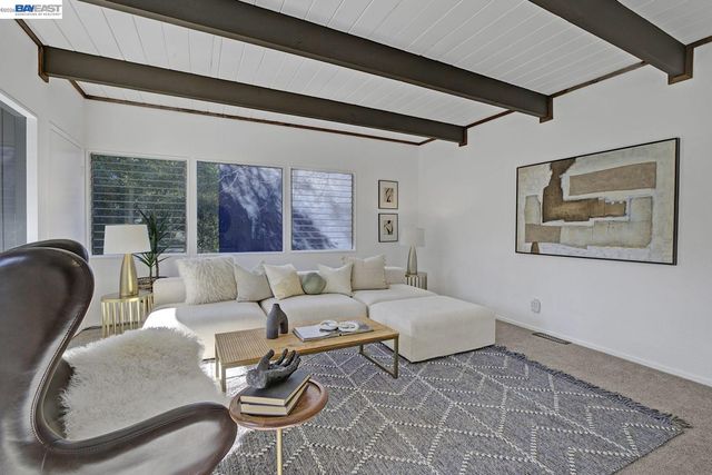 6956 Sayre Drive, Oakland, CA 94611