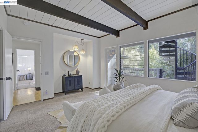 6956 Sayre Drive, Oakland, CA 94611