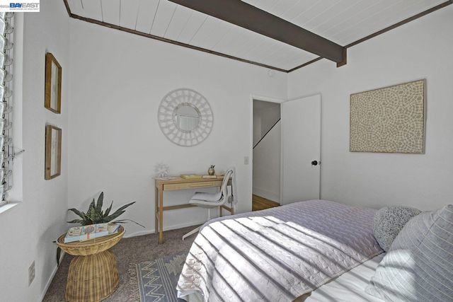 6956 Sayre Drive, Oakland, CA 94611