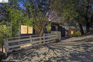 6956 Sayre Drive, Oakland, CA 94611