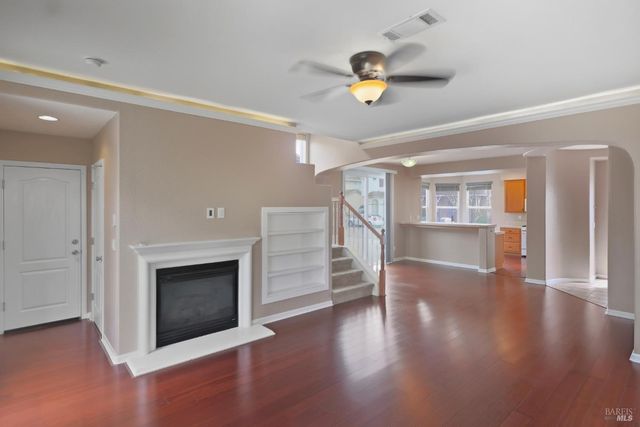 2438 Sheldon Dr, Fairfield, CA 94533