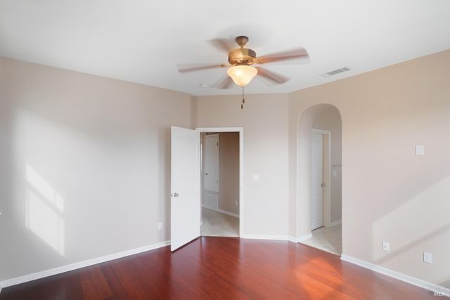 2438 Sheldon Dr, Fairfield, CA 94533