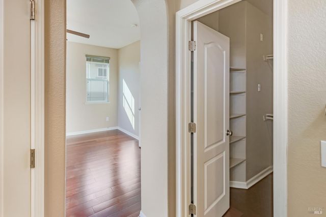 2438 Sheldon Dr, Fairfield, CA 94533