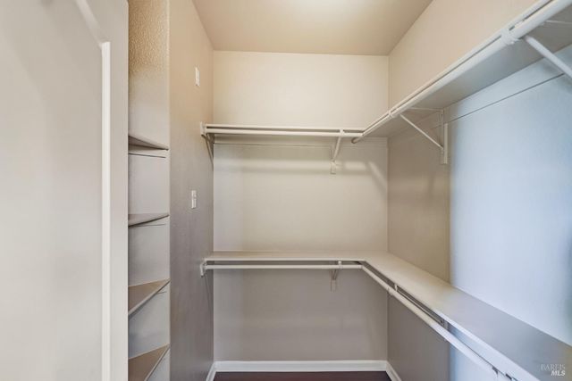 2438 Sheldon Dr, Fairfield, CA 94533