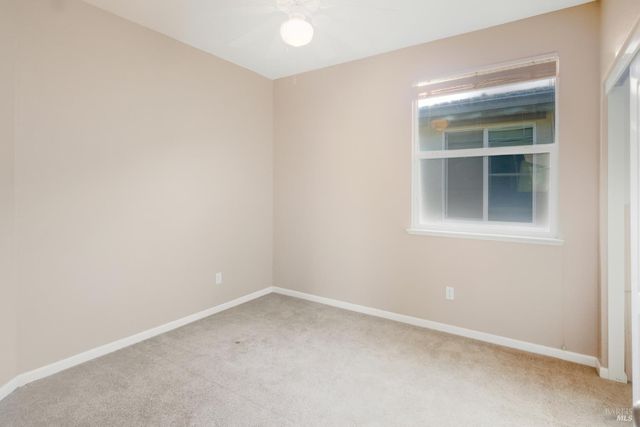 2438 Sheldon Dr, Fairfield, CA 94533