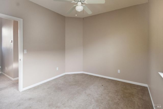 2438 Sheldon Dr, Fairfield, CA 94533