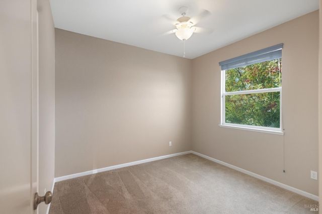 2438 Sheldon Dr, Fairfield, CA 94533