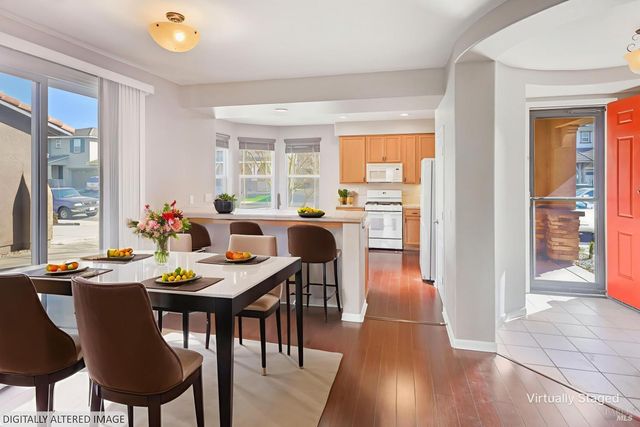 2438 Sheldon Dr, Fairfield, CA 94533