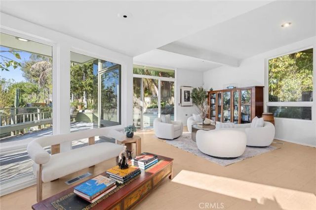 660 Virginia Park, Laguna Beach, CA 92651