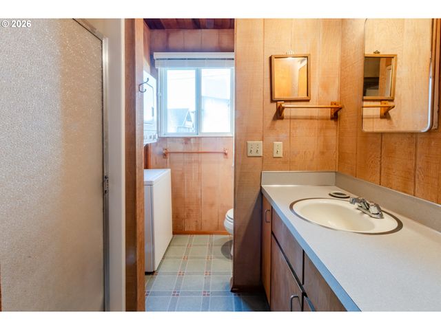 34685 NESTUCCA Blvd, Pacific City, OR 97135