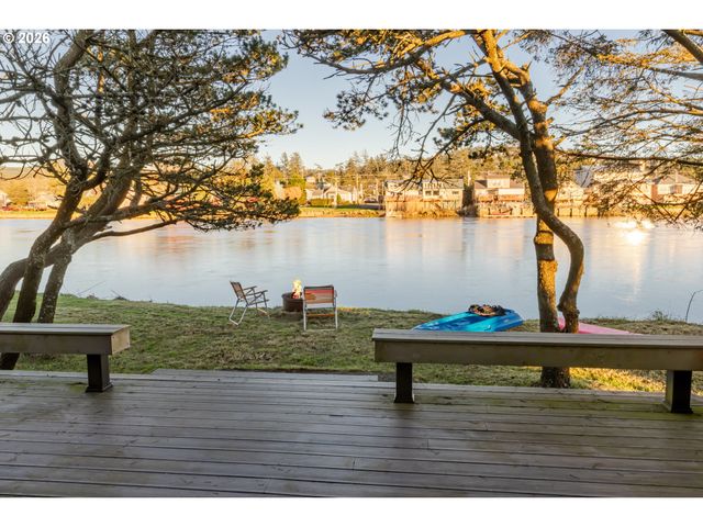 34685 NESTUCCA Blvd, Pacific City, OR 97135