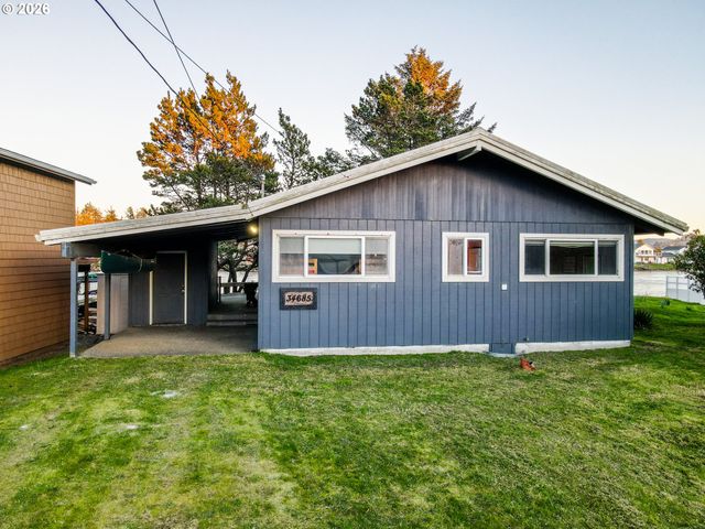 34685 NESTUCCA Blvd, Pacific City, OR 97135