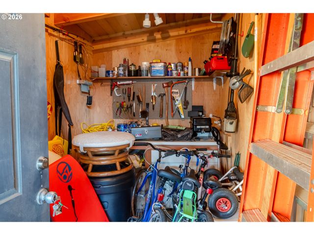 34685 NESTUCCA Blvd, Pacific City, OR 97135