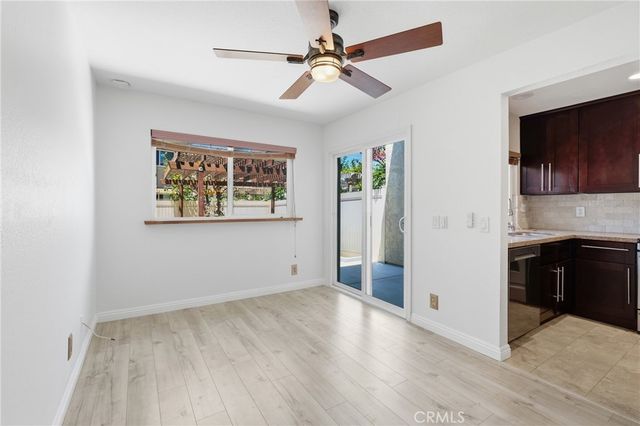 54 Oval Road, Irvine, CA 92604
