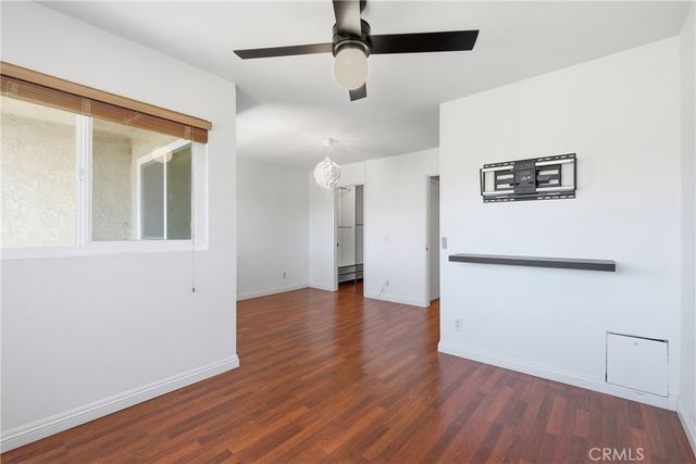 54 Oval Road, Irvine, CA 92604